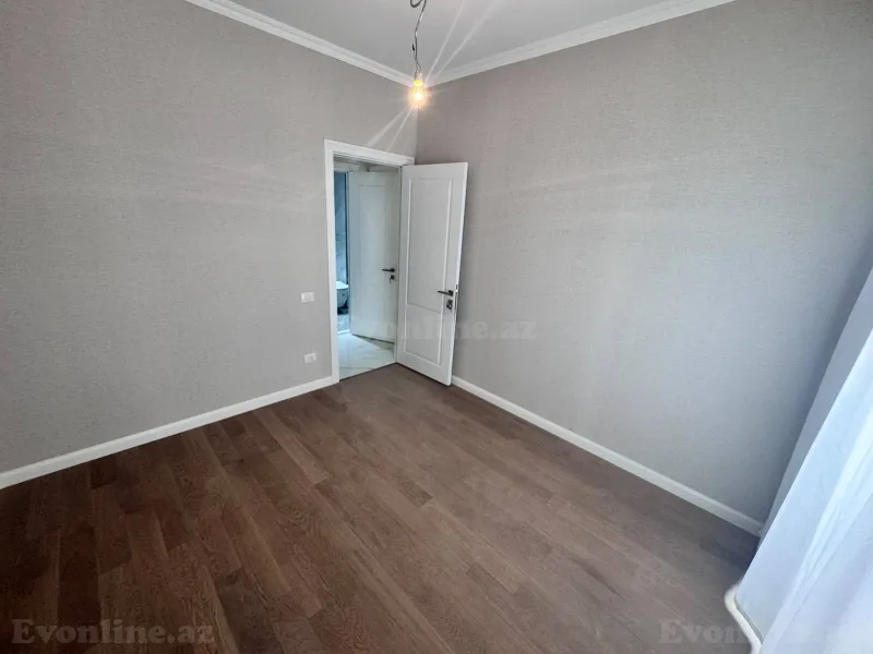 Satılır 3 otaqlı Mənzil Yeni tikili 84 m² Elmlər Akademiyası m. - şəkil 4