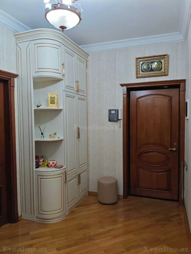 Satılır 3 otaqlı Mənzil Yeni tikili 158 m² Gənclik m. - şəkil 6