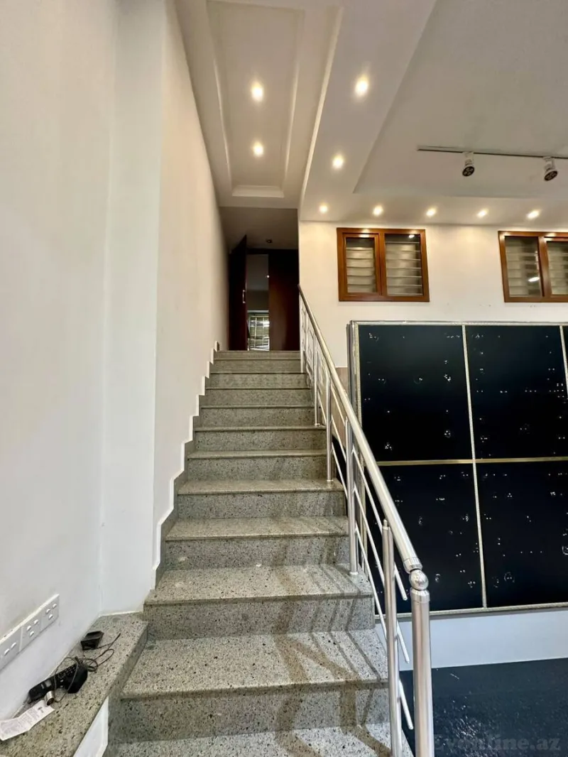 Kirayə verilir Obyekt 500 m² 8 Noyabr m. - şəkil 8