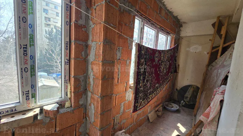 Satılır 2 otaqlı Mənzil Köhnə tikili 50 m² Nəsimi m. - şəkil 5