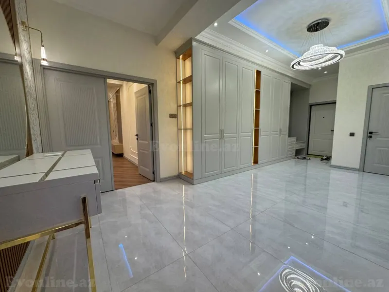 Satılır 3 otaqlı Mənzil Yeni tikili 140 m² 28 May m. - şəkil 17