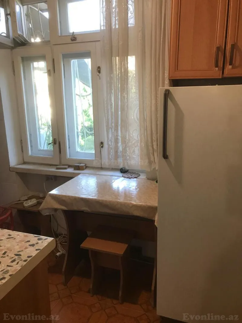 Kirayə verilir 2 otaqlı Mənzil Köhnə tikili 60 m² Nəriman Nərimanov m. - şəkil 8