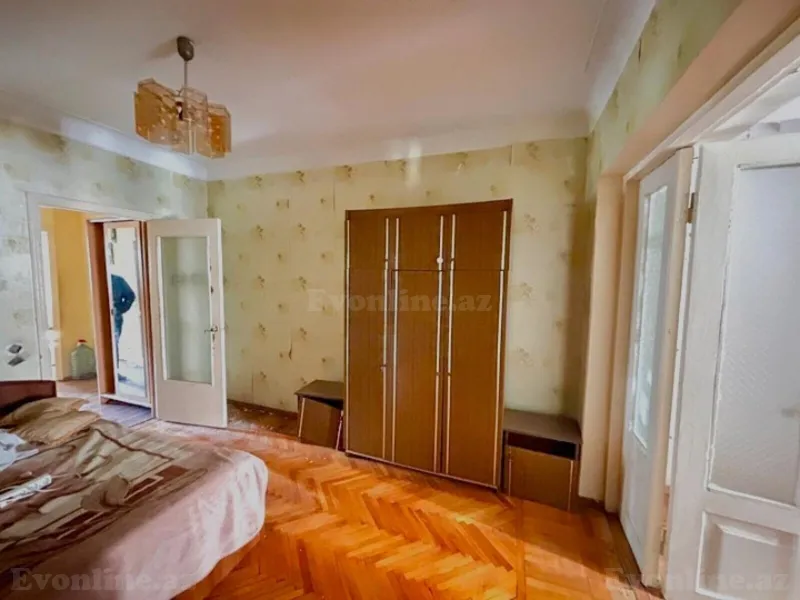 Satılır 3 otaqlı Mənzil Köhnə tikili 70 m² Nizami m. - şəkil 4