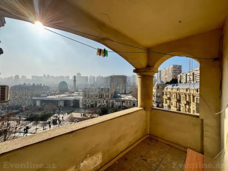 Satılır 3 otaqlı Mənzil Köhnə tikili 70 m² Nizami m. - şəkil 5