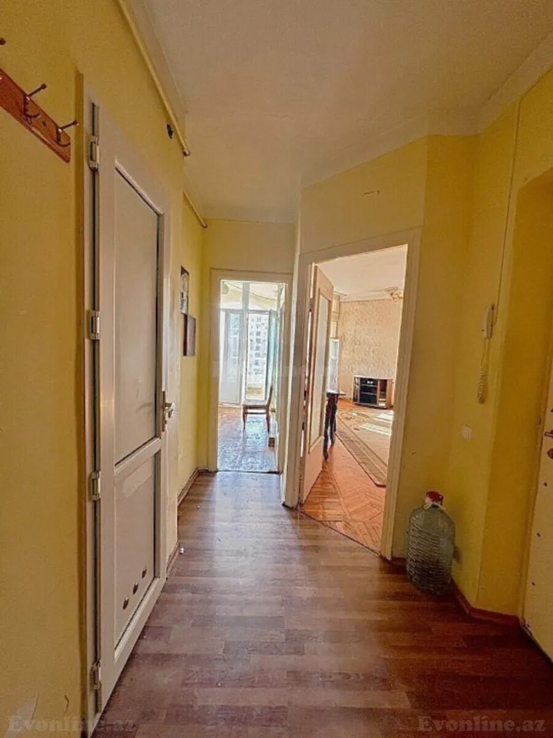 Satılır 3 otaqlı Mənzil Köhnə tikili 70 m² Nizami m. - şəkil 12