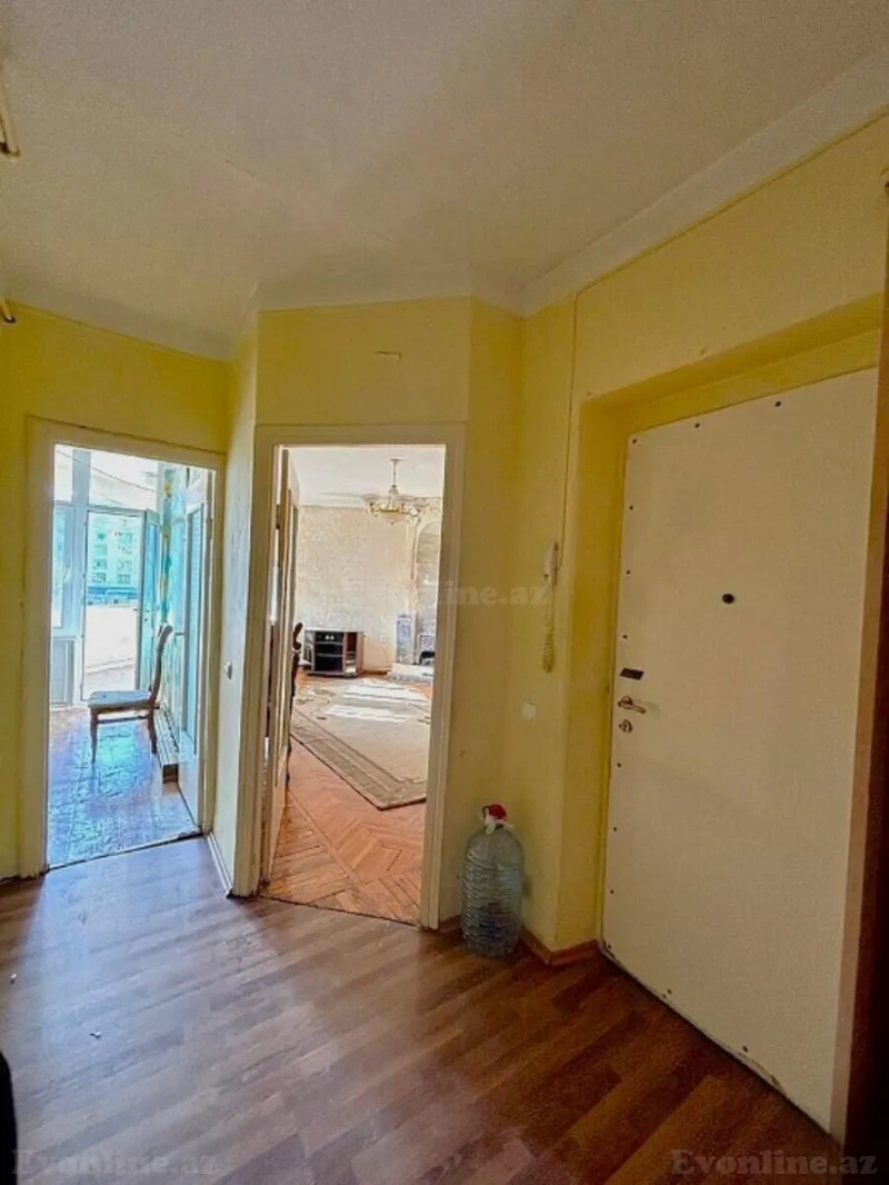 Satılır 3 otaqlı Mənzil Köhnə tikili 70 m² Nizami m. - şəkil 14