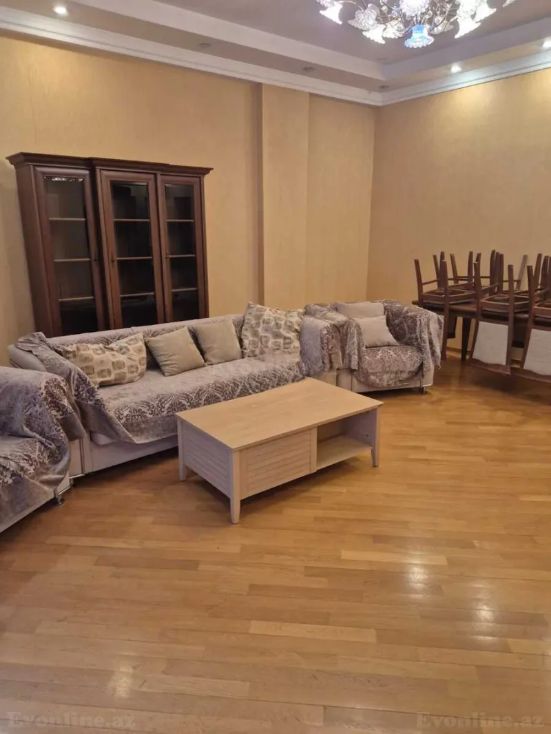 Kirayə verilir 3 otaqlı Mənzil Yeni tikili 171 m² 28 May m. - şəkil 2