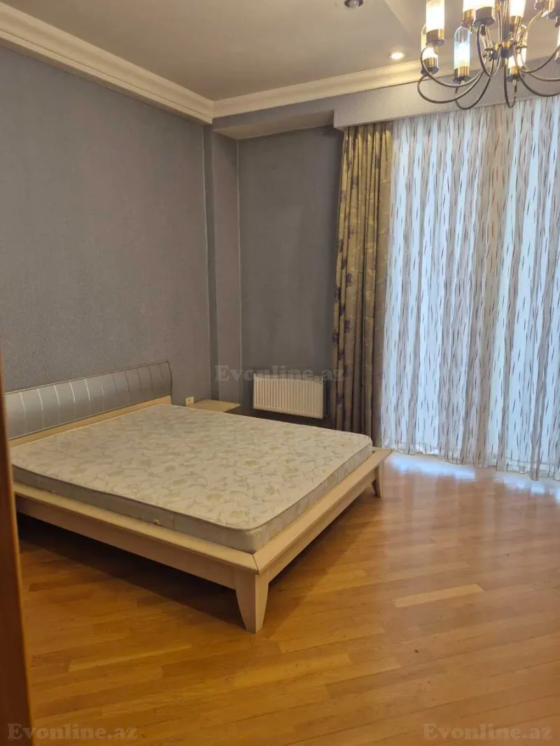 Kirayə verilir 3 otaqlı Mənzil Yeni tikili 171 m² 28 May m. - şəkil 10
