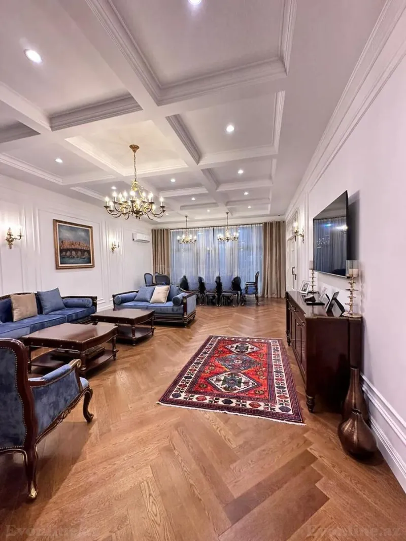 Satılır 9 otaqlı Mənzil Yeni tikili 450 m² Sahil m.