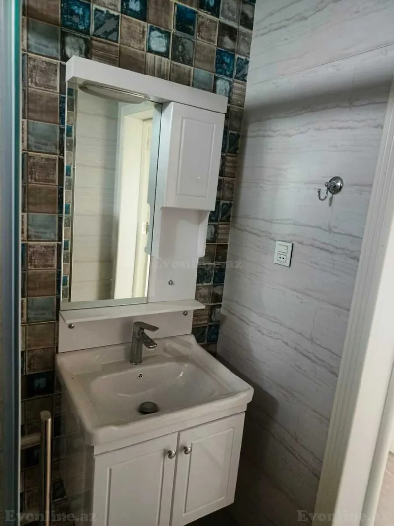 Satılır 6 otaqlı Həyət evi 242 m² Şüvəlan - şəkil 18