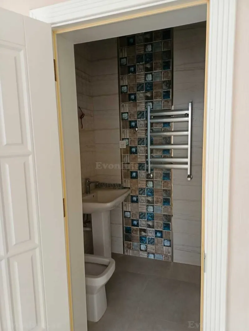 Satılır 6 otaqlı Həyət evi 242 m² Şüvəlan - şəkil 23