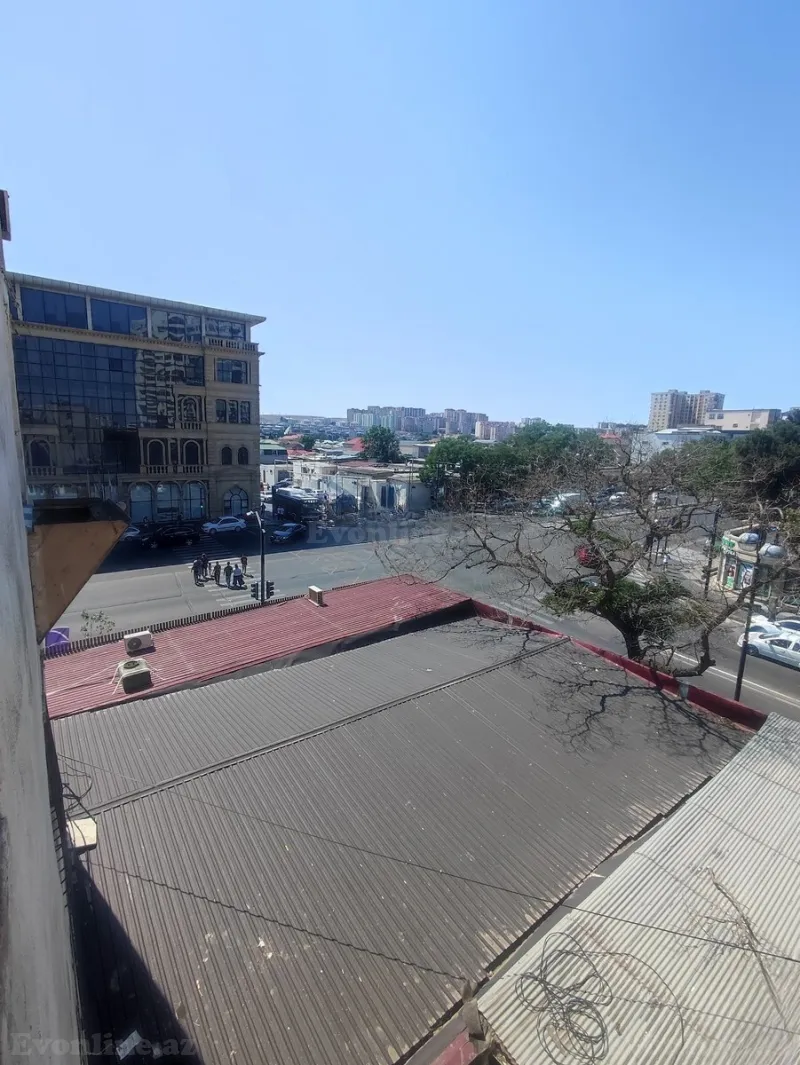 Satılır 2 otaqlı Mənzil Köhnə tikili 55 m² Elmlər Akademiyası m. - şəkil 15