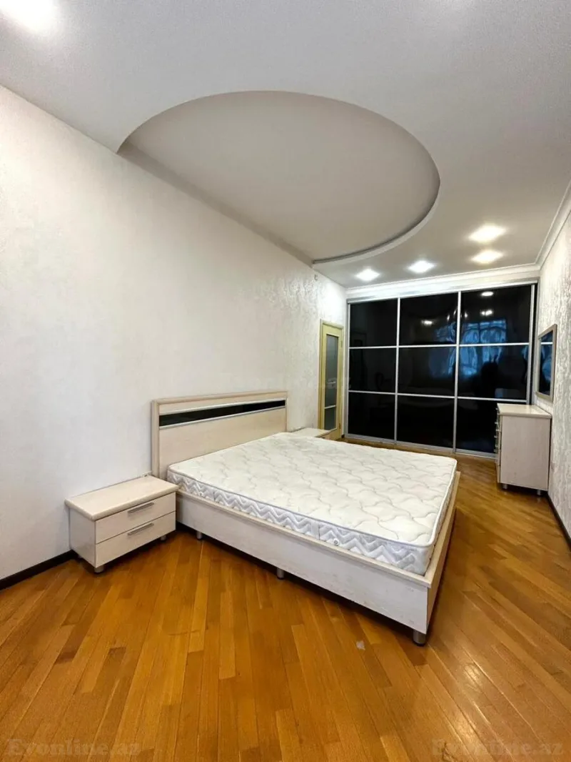 Satılır 2 otaqlı Mənzil Yeni tikili 95 m² Nərimanov r. - şəkil 11
