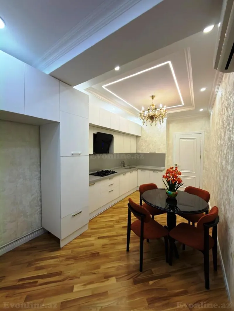 Satılır 4 otaqlı Mənzil Yeni tikili 165 m² 28 May m. - şəkil 6