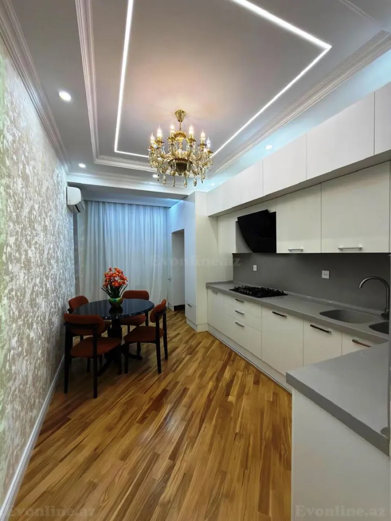 Satılır 4 otaqlı Mənzil Yeni tikili 165 m² 28 May m. - şəkil 7