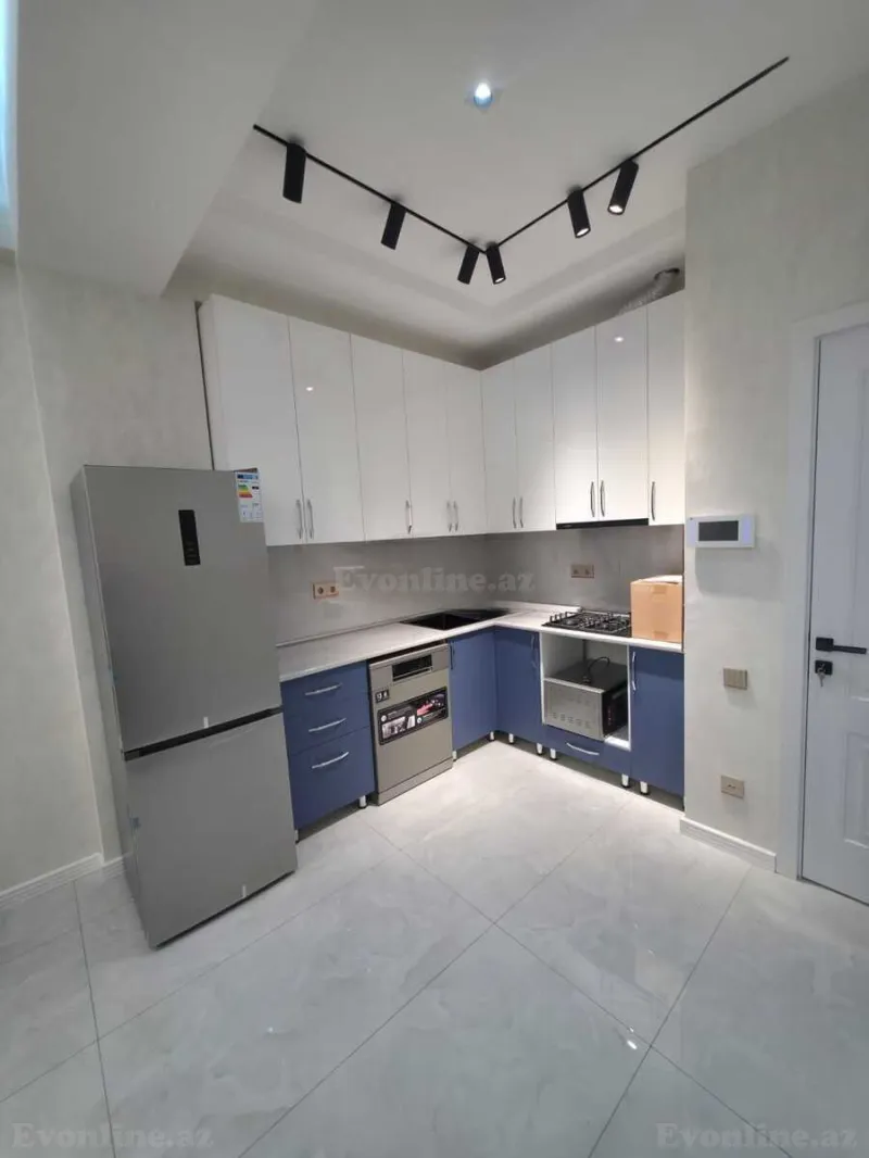 Kirayə verilir 3 otaqlı Mənzil Yeni tikili 120 m² 8 Noyabr m. - şəkil 3