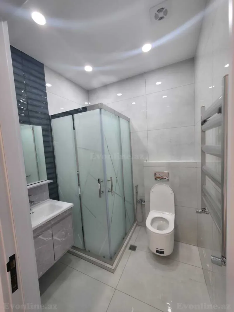 Kirayə verilir 3 otaqlı Mənzil Yeni tikili 120 m² 8 Noyabr m. - şəkil 13