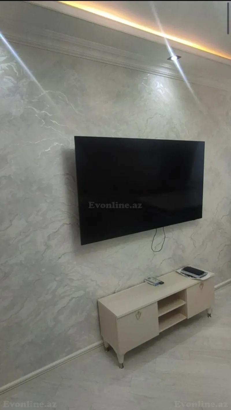 Satılır 4 otaqlı Mənzil Köhnə tikili 110 m² Memar Əcəmi m. - şəkil 2