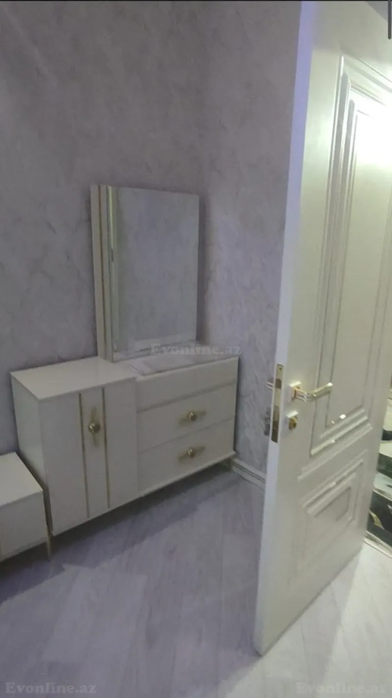 Satılır 4 otaqlı Mənzil Köhnə tikili 110 m² Memar Əcəmi m. - şəkil 6