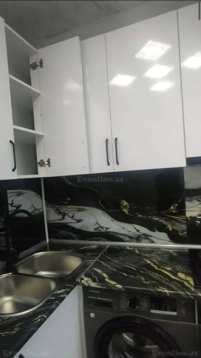 Satılır 4 otaqlı Mənzil Köhnə tikili 110 m² Memar Əcəmi m. - şəkil 9
