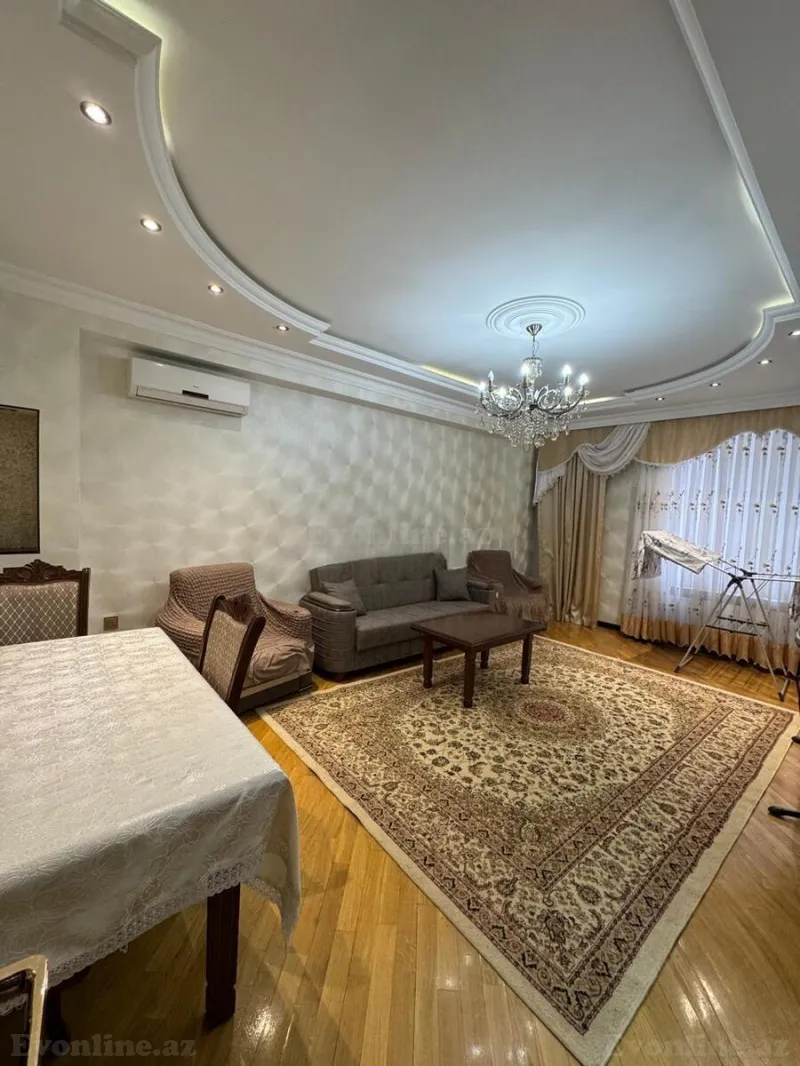 3 otaqlı Mənzil 96 m² Xətai r. Satılır