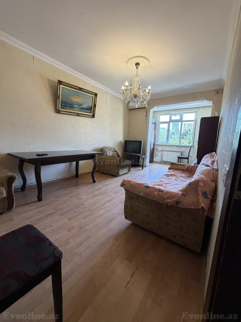 Satılır 3 otaqlı Mənzil Köhnə tikili 75 m² Memar Əcəmi m. - şəkil 4