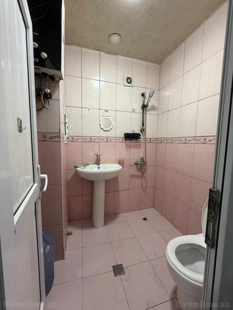 Satılır 3 otaqlı Mənzil Köhnə tikili 75 m² Memar Əcəmi m. - şəkil 11