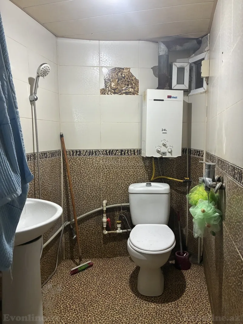 Satılır 2 otaqlı Həyət evi 63 m² Nərimanov r. - şəkil 21