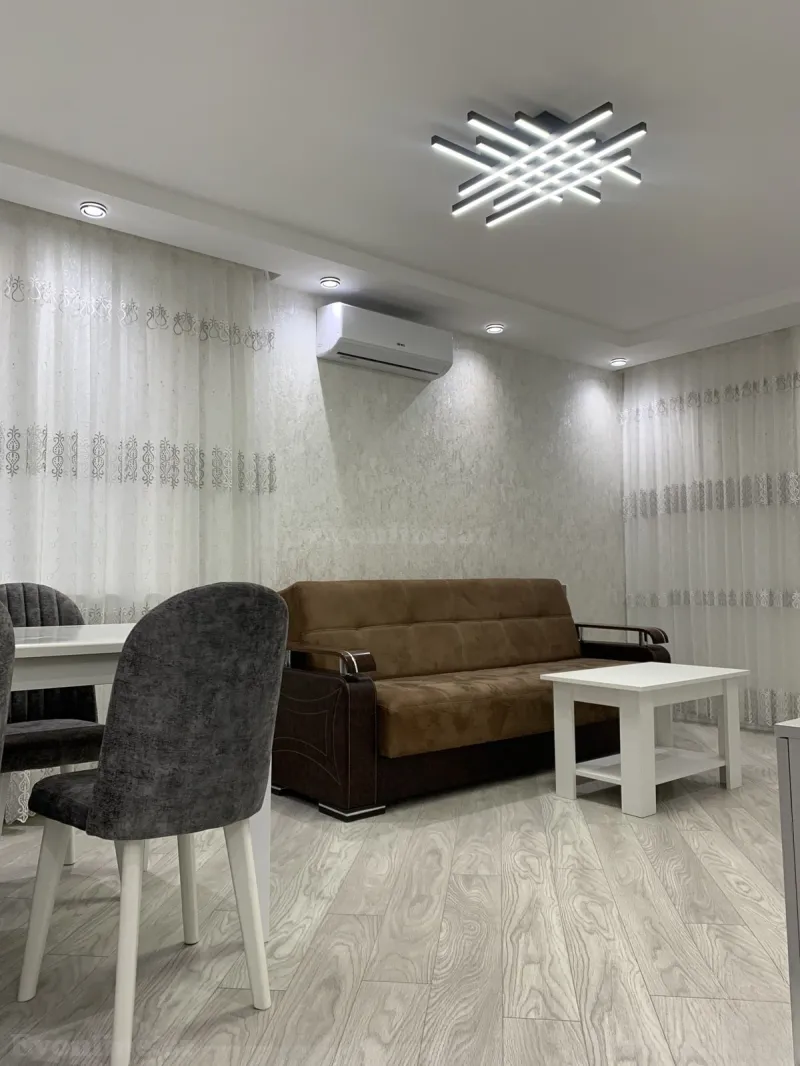 Kirayə verilir 2 otaqlı Mənzil Köhnə tikili 35 m² Koroğlu m. - şəkil 2