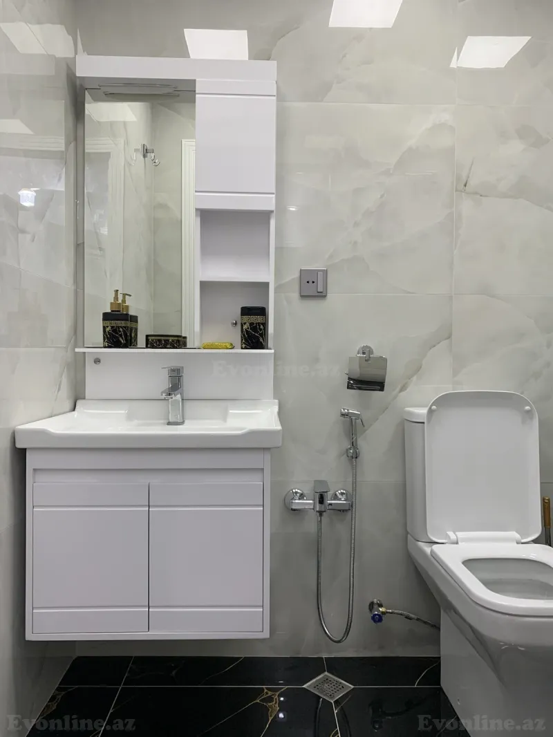Kirayə verilir 2 otaqlı Mənzil Köhnə tikili 35 m² Koroğlu m. - şəkil 8