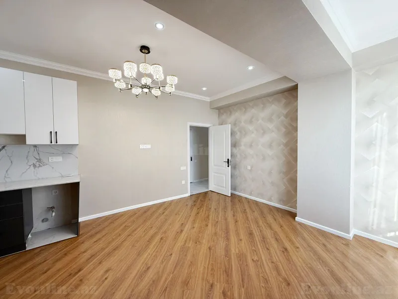 Satılır 2 otaqlı Mənzil Yeni tikili 79 m² Suraxanı r. - şəkil 4