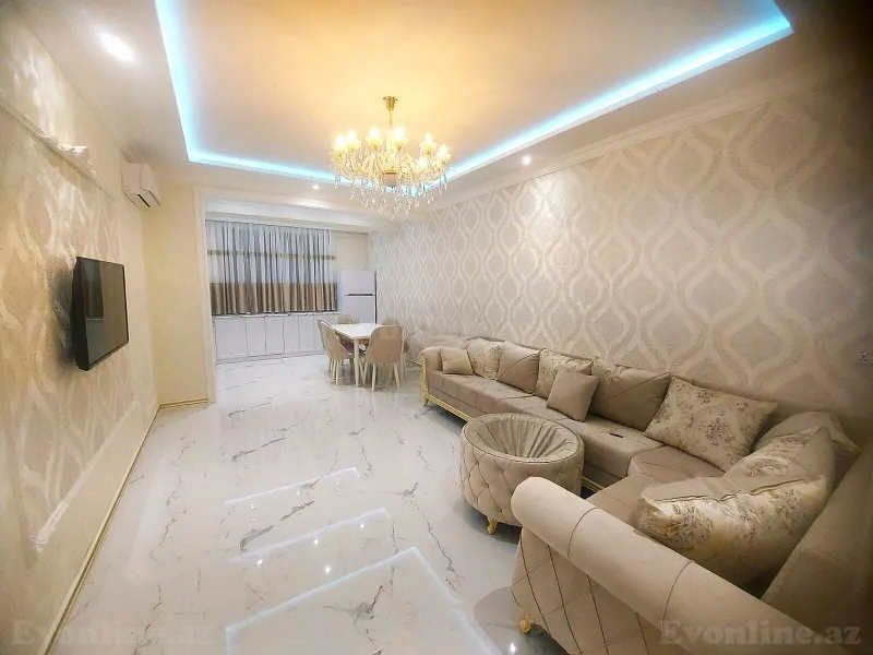 3 otaqlı Mənzil 104 m² İnşaatçılar m. Kirayə verilir
