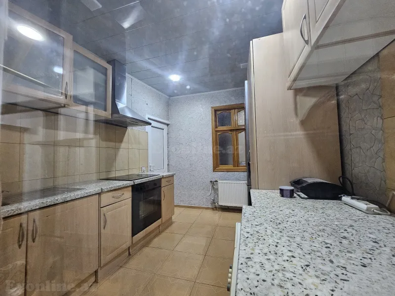Satılır 4 otaqlı Həyət evi 100 m² Azadlıq prospekti m. - şəkil 5