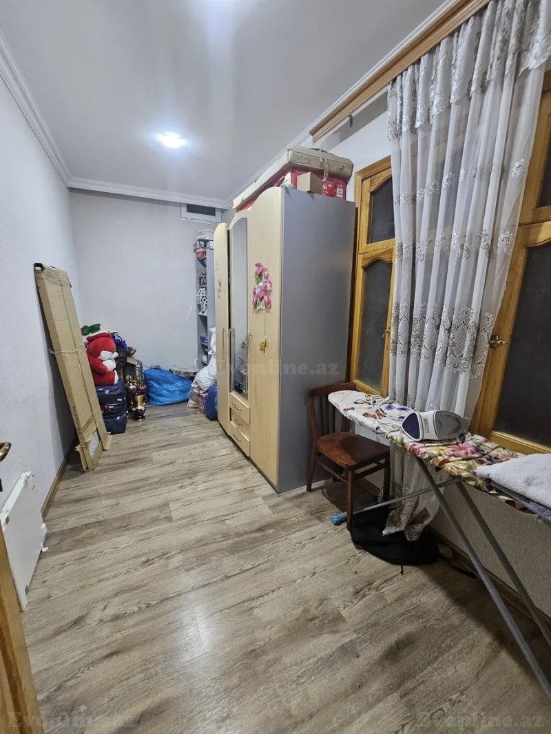 Satılır 4 otaqlı Həyət evi 100 m² Azadlıq prospekti m. - şəkil 8