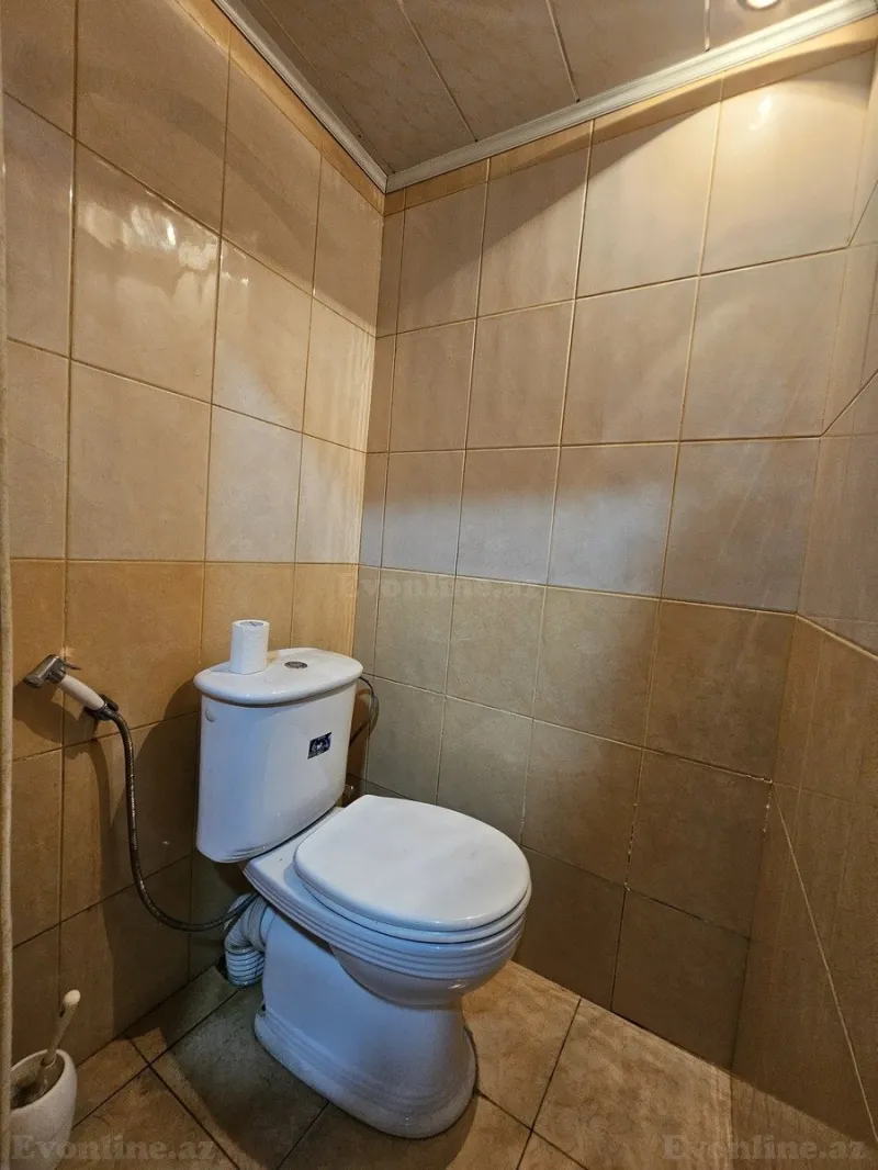 Satılır 4 otaqlı Həyət evi 100 m² Azadlıq prospekti m. - şəkil 19
