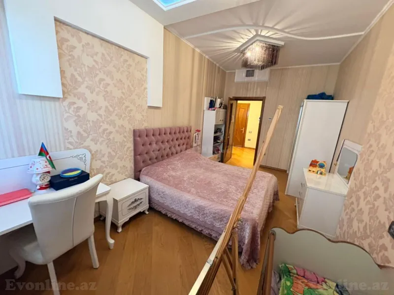 Satılır 4 otaqlı Mənzil Yeni tikili 170 m² 8 Noyabr m. - şəkil 7