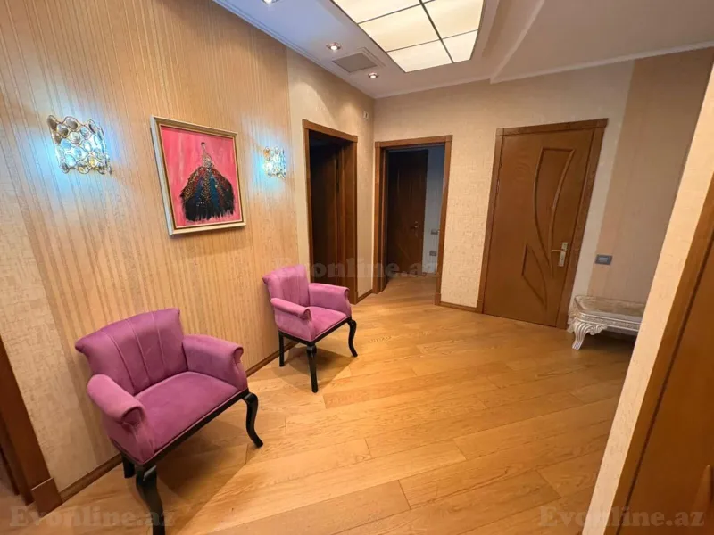 Satılır 4 otaqlı Mənzil Yeni tikili 170 m² 8 Noyabr m. - şəkil 9