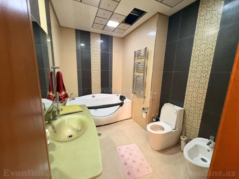 Satılır 4 otaqlı Mənzil Yeni tikili 170 m² 8 Noyabr m. - şəkil 19