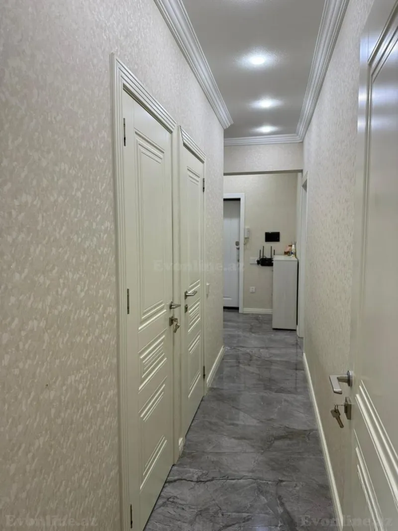 Satılır 2 otaqlı Mənzil Yeni tikili 68 m² 8 Noyabr m. - şəkil 13