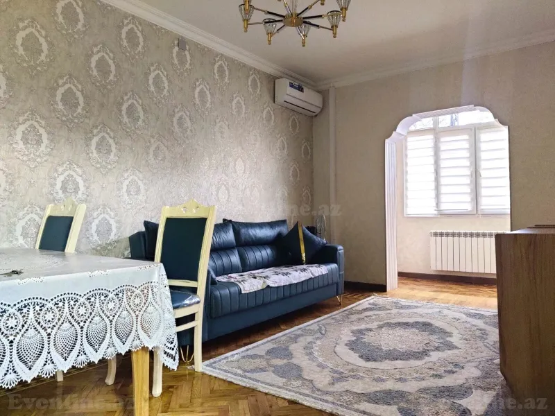 3 otaqlı Mənzil 90 m² Xətai r. Satılır