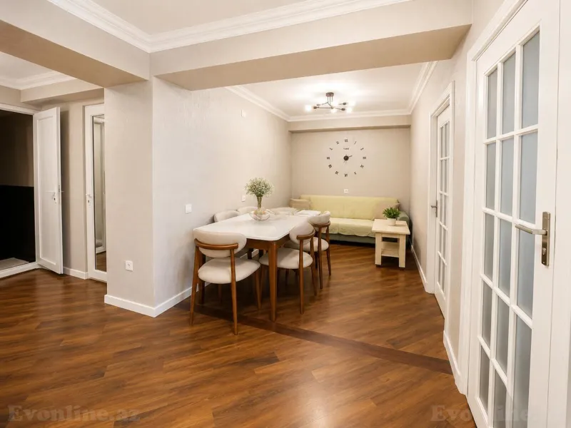 Satılır 3 otaqlı Mənzil Köhnə tikili 90.5 m² Səbail r.