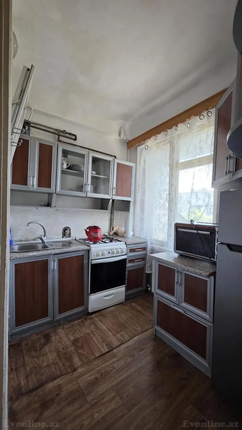 Satılır 1 otaqlı Mənzil Köhnə tikili 33 m² Neftçilər m. - şəkil 4