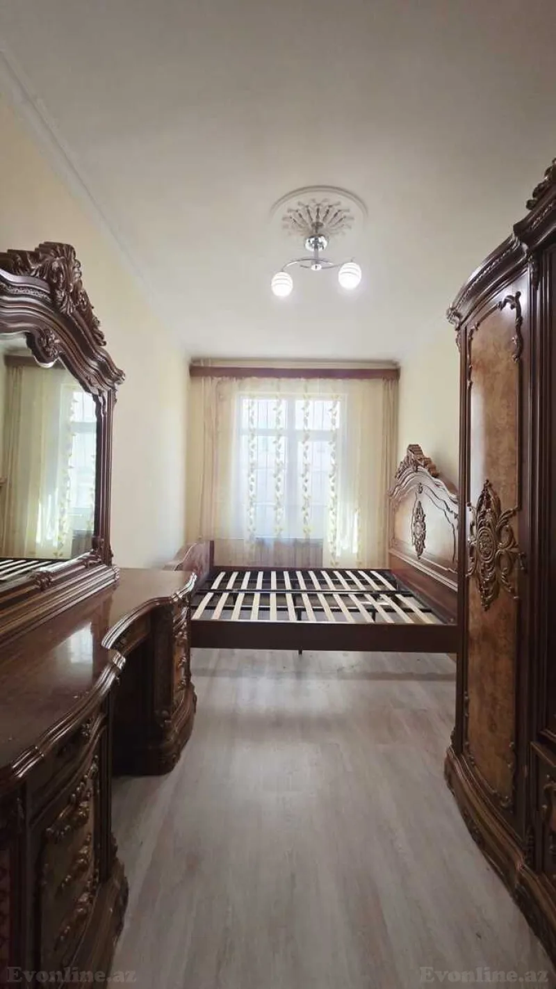 Satılır 3 otaqlı Mənzil Köhnə tikili 50 m² Memar Əcəmi m. - şəkil 5