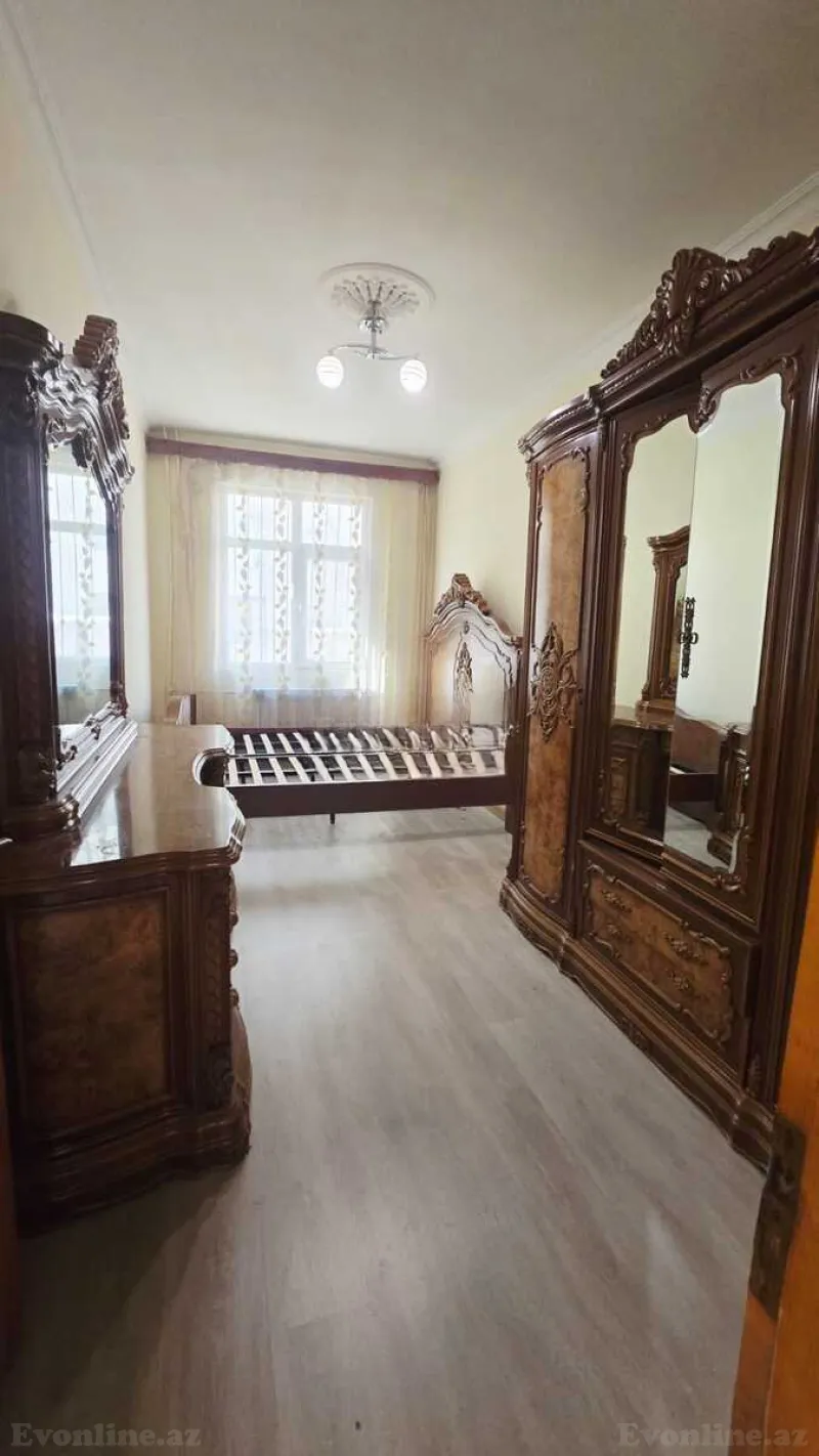 Satılır 3 otaqlı Mənzil Köhnə tikili 50 m² Memar Əcəmi m. - şəkil 6