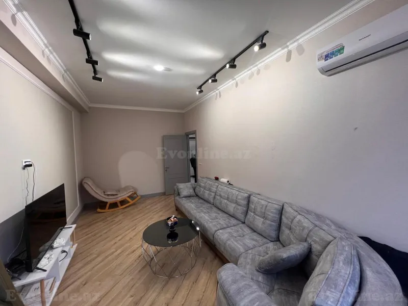 Kirayə verilir 3 otaqlı Mənzil Yeni tikili 85 m² Dərnəgül m.