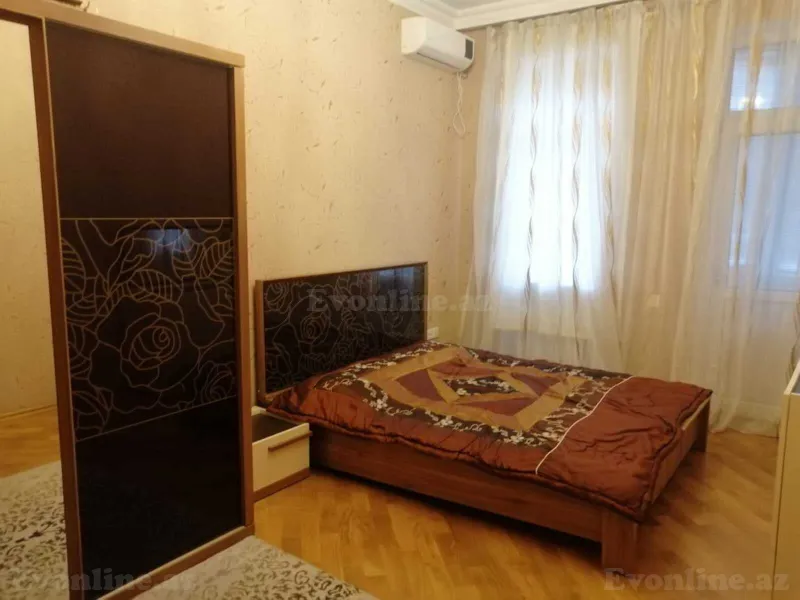 Kirayə verilir 4 otaqlı Mənzil Yeni tikili 160 m² Memar Əcəmi m. - şəkil 13