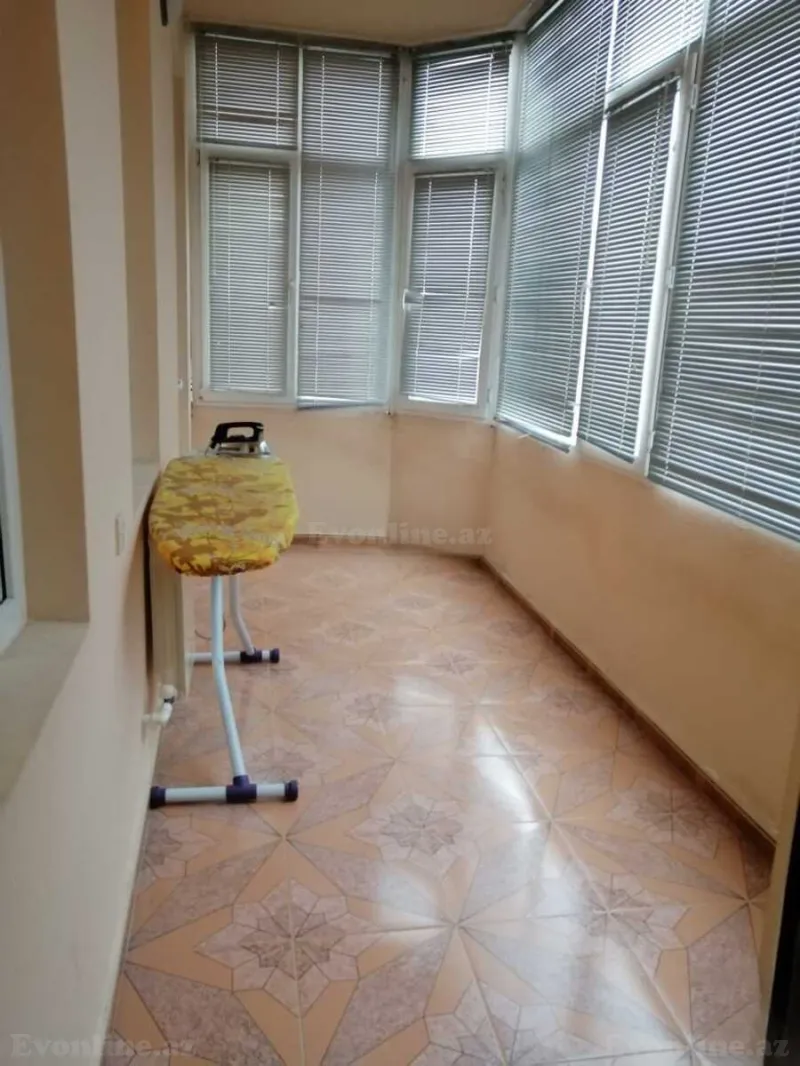 Kirayə verilir 4 otaqlı Mənzil Yeni tikili 160 m² Memar Əcəmi m. - şəkil 17