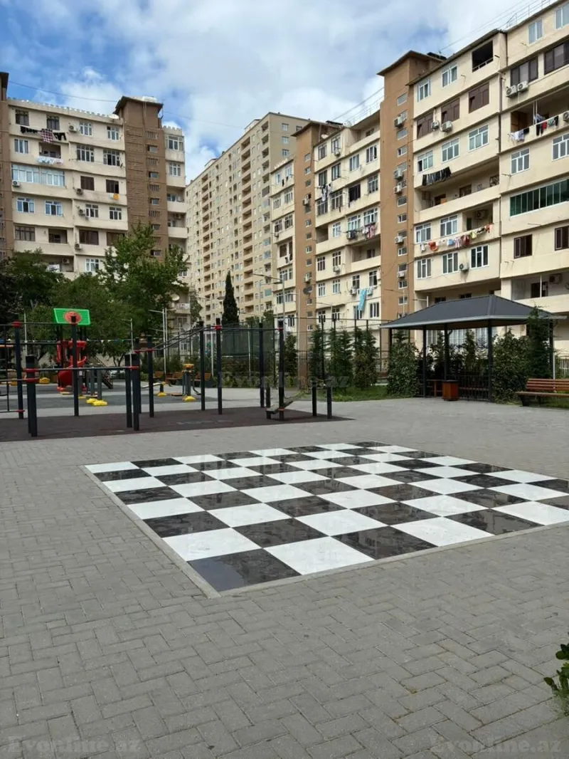 Satılır 3 otaqlı Mənzil Köhnə tikili 85 m² İnşaatçılar m. - şəkil 11