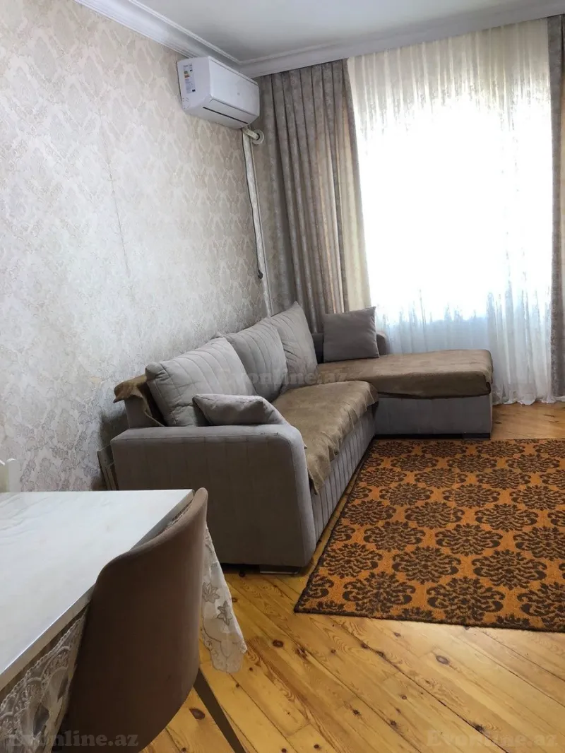 Satılır 2 otaqlı Mənzil Köhnə tikili 65 m² Xətai r.