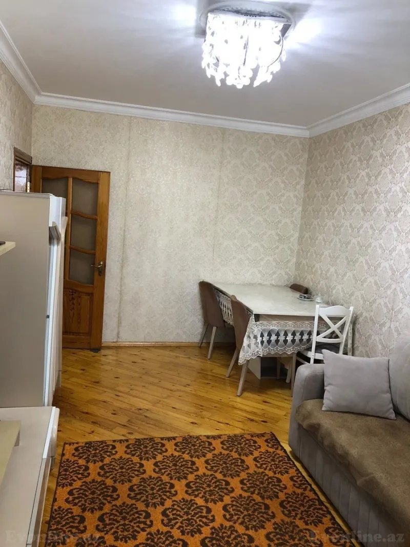 Satılır 2 otaqlı Mənzil Köhnə tikili 65 m² Xətai r. - şəkil 5
